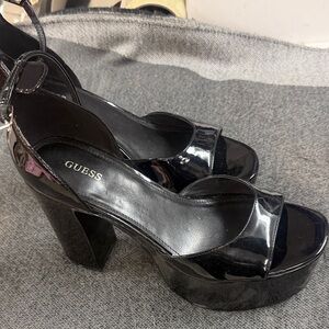 Guess Shiny Black Platform Sandals